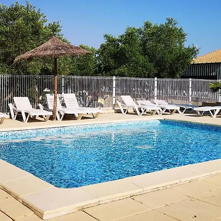 Cosy Pour 5 Pers. Avec Terrasse Au Coeur De - Api-1-52-799 Kemp