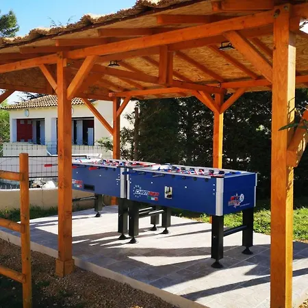 Kemp Cosy Pour 5 Pers. Avec Terrasse Au Coeur De - Api-1-52-799 *